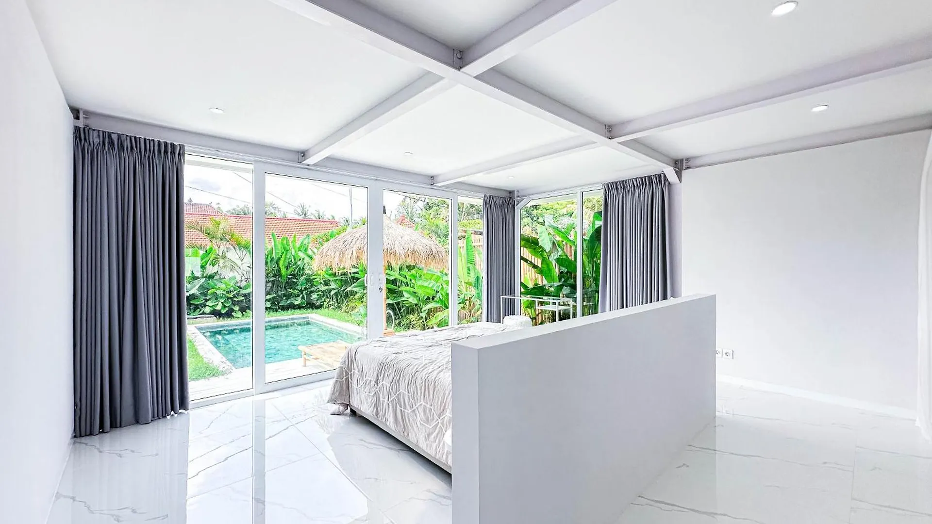 White Villa Ubud By Supala